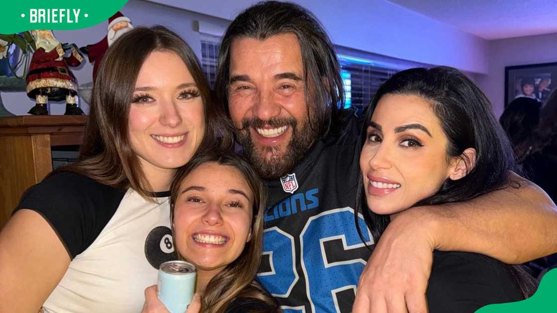 Steve Bacic's girlfriend Steve Bacic's girlfriend