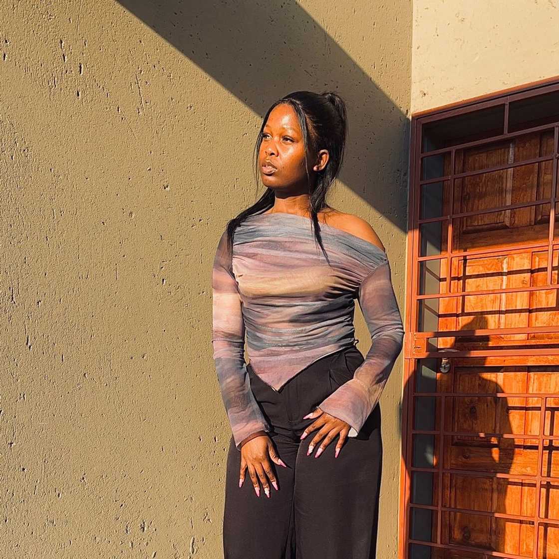 The emotional moment ended with a promise that a wig would be worn for all future school visits