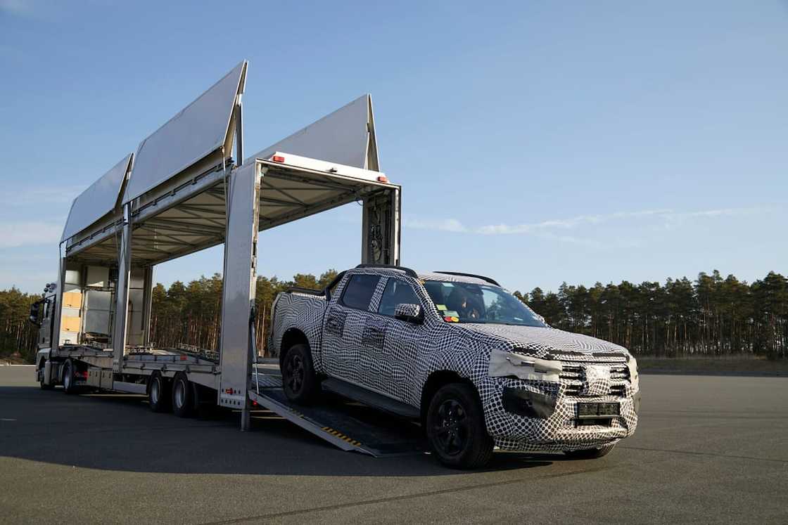 Next Generation of the On- and Off-Road Specialist: Volkswagen Commercial Vehicles’ New Amarok Next Generation of the On- and Off-Road Specialist: Volkswagen Commercial Vehicles’ New Amarok