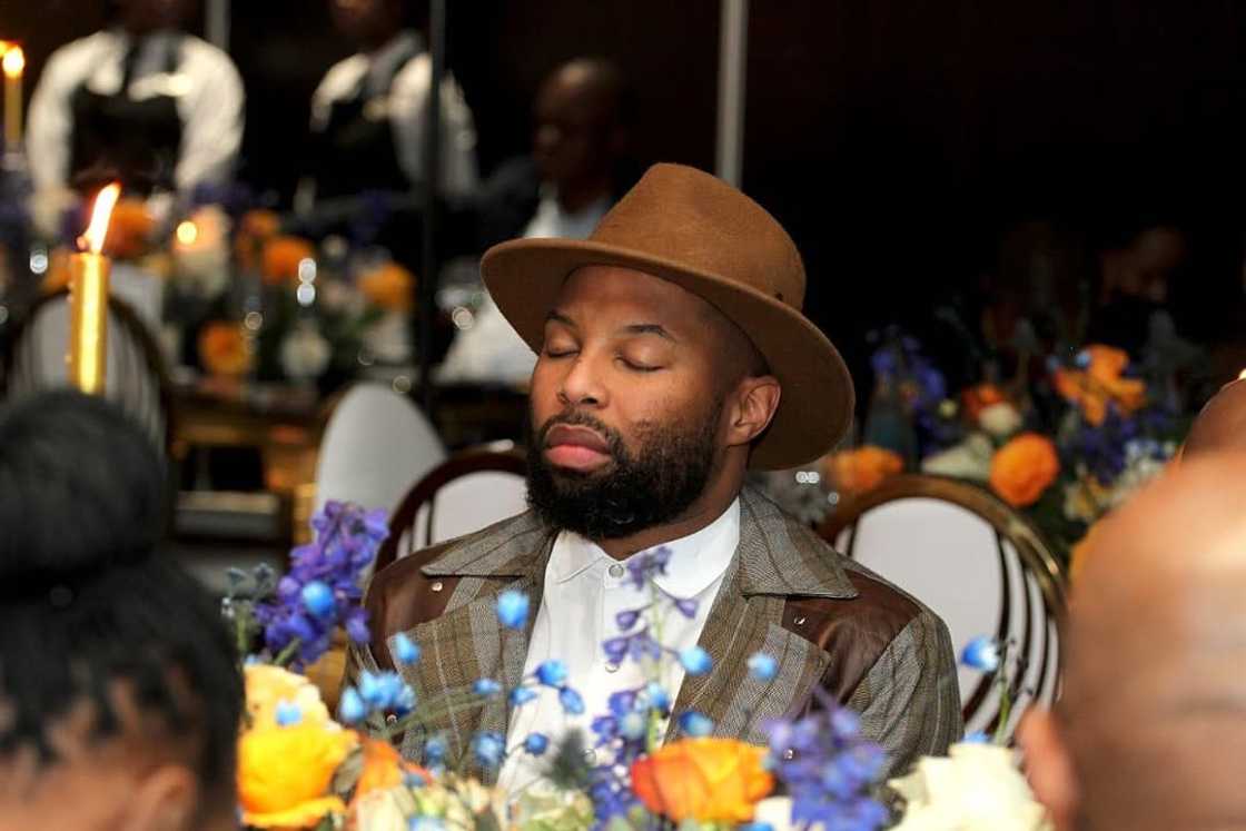 Sizwe Dhlomo clapped back at a troll Sizwe Dhlomo clapped back at a troll