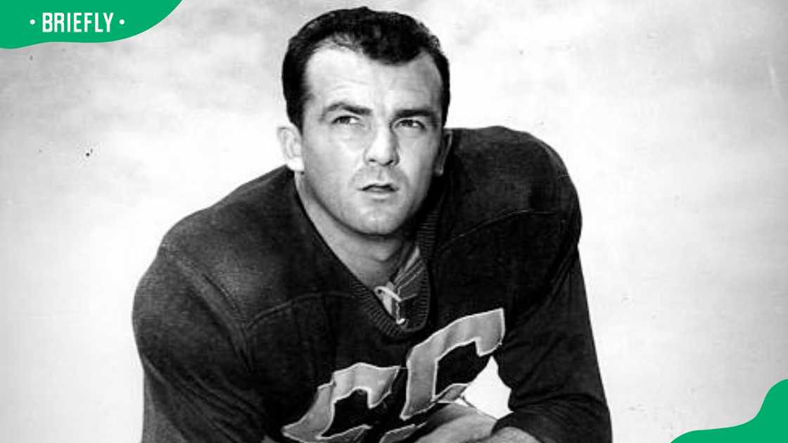 Wide receiver Tom Fears Wide receiver Tom Fears