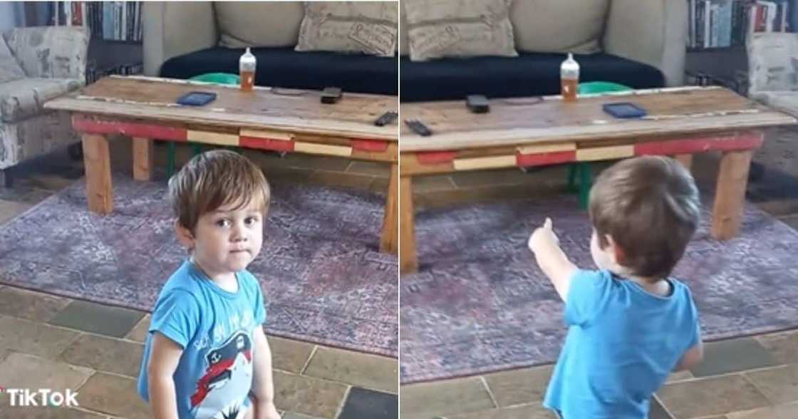 Woman speaks to white toddler in isixhosa Woman speaks to white toddler in isixhosa