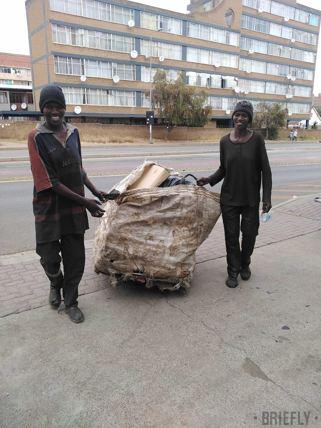 Exclusive: Meet the Sunnyside Twin Sisters Who Turned Trash Into Cash Exclusive: Meet the Sunnyside Twin Sisters Who Turned Trash Into Cash