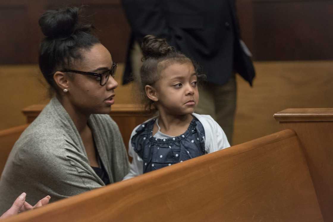 Avielle Herbandez and her mother Shayanna in court Avielle Herbandez and her mother Shayanna in court