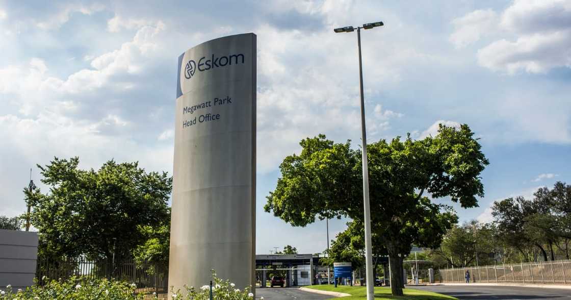 Furious Soweto Residents Take Their Protest to Eskom’s Front Door