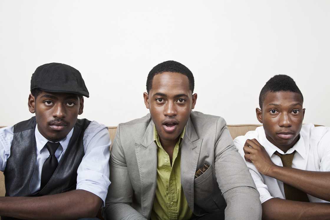 Others called out the father for allowing the child to stand next to the rail Others called out the father for allowing the child to stand next to the rail