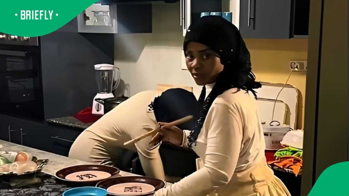 Sister wives show their routine as a polygamous union