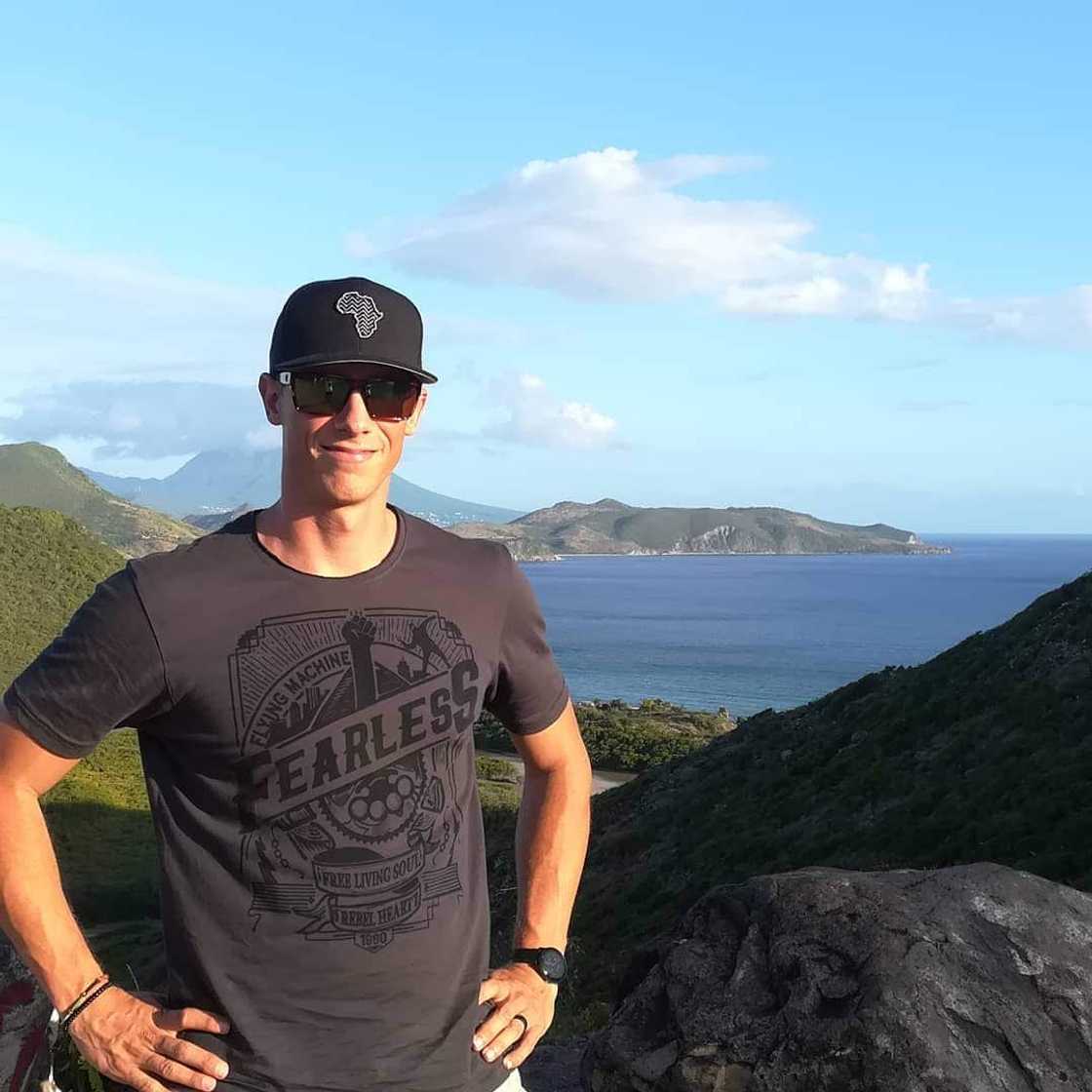 Rassie van der Dussen biography: age, wife, family, school, stats and net worth Rassie van der Dussen biography: age, wife, family, school, stats and net worth