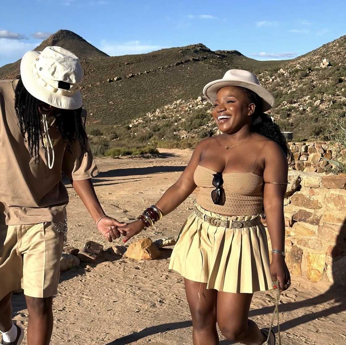 Makhadzi's rumured boyfriend surprised her with a gift.