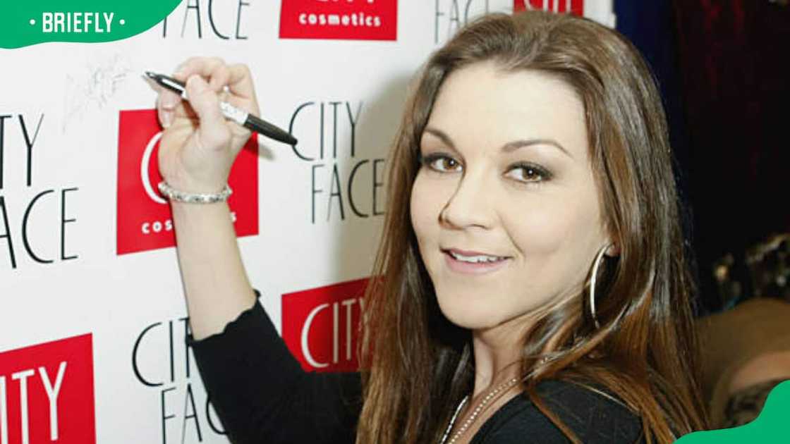 Gretchen Wilson at City Cosmetics Green Room Gretchen Wilson at City Cosmetics Green Room
