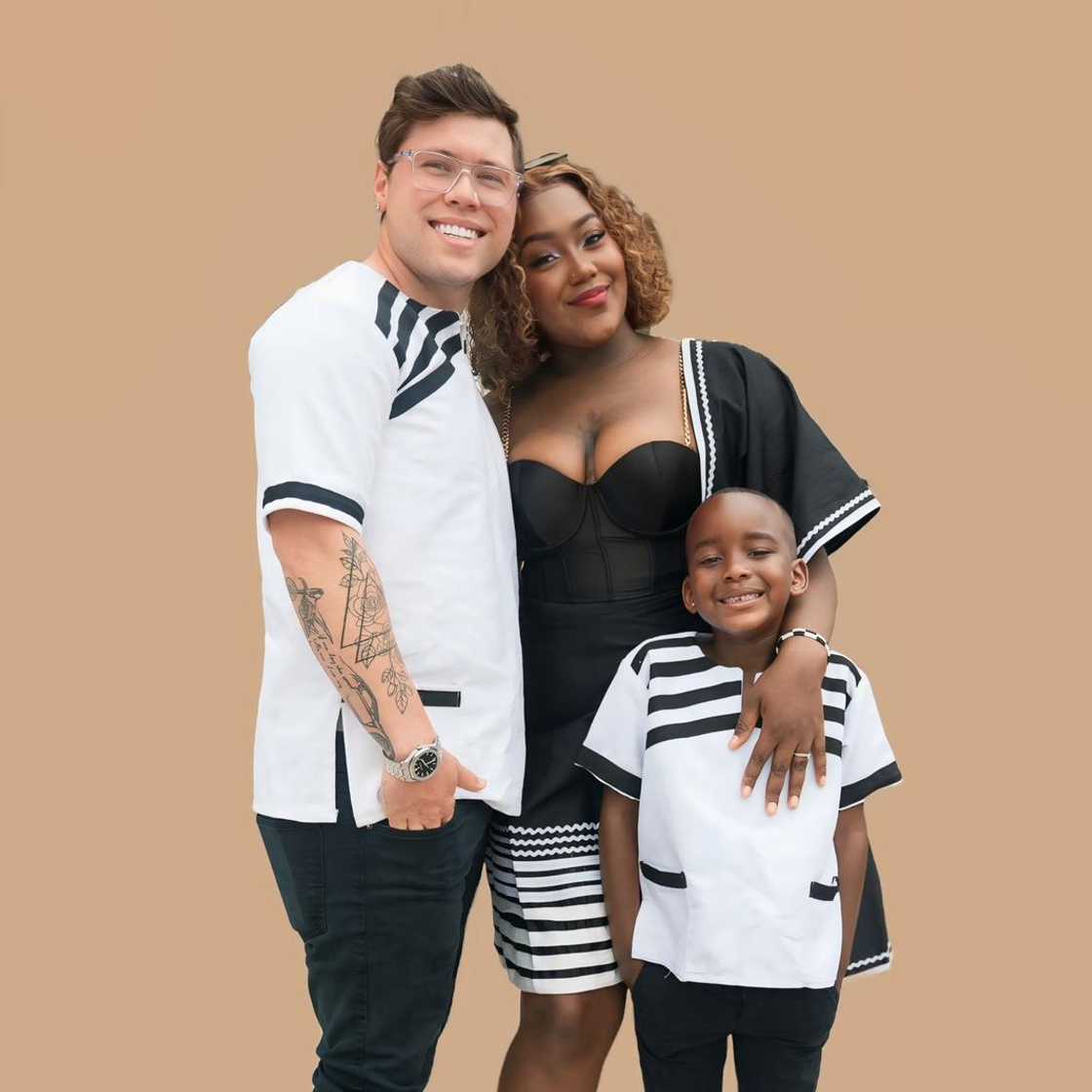 Social media users applauded a man from abroad for fitting into the taxi industry well Social media users applauded a man from abroad for fitting into the taxi industry well