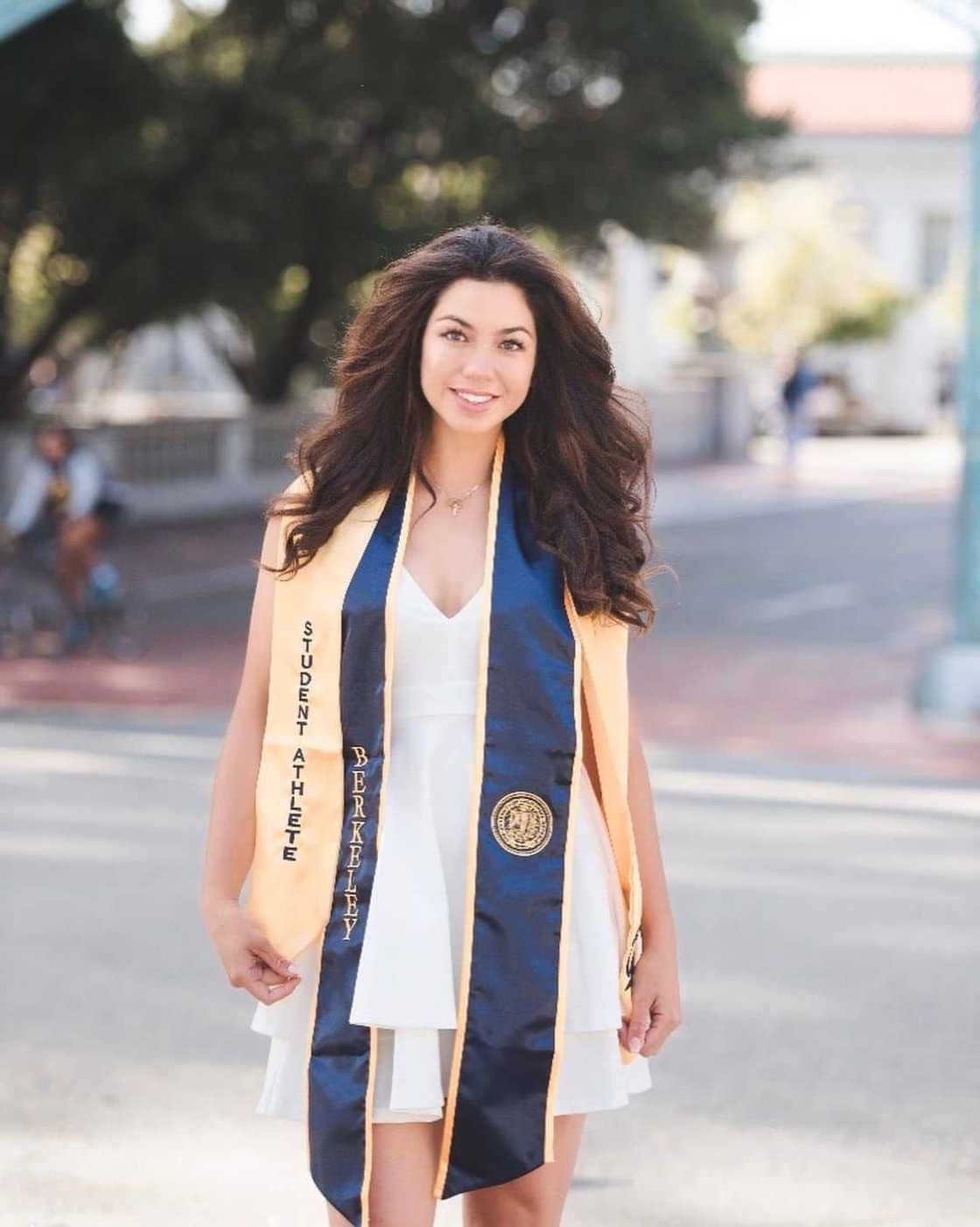 kamalani dung's net worth kamalani dung's net worth