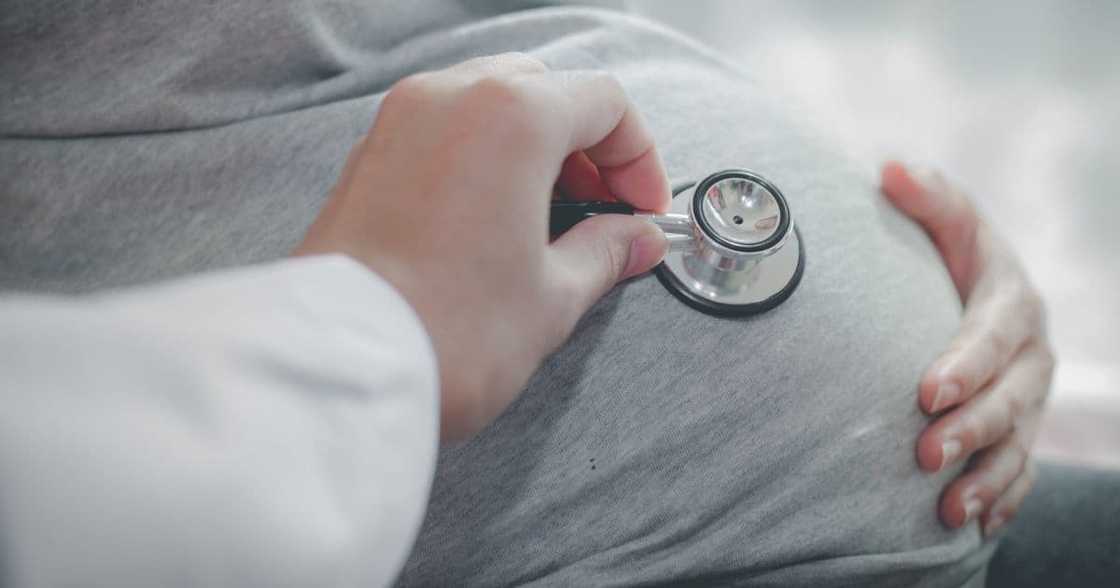 Mzansi, full of jokes, bae tells you she's pregnant, reply like SA bf Mzansi, full of jokes, bae tells you she's pregnant, reply like SA bf