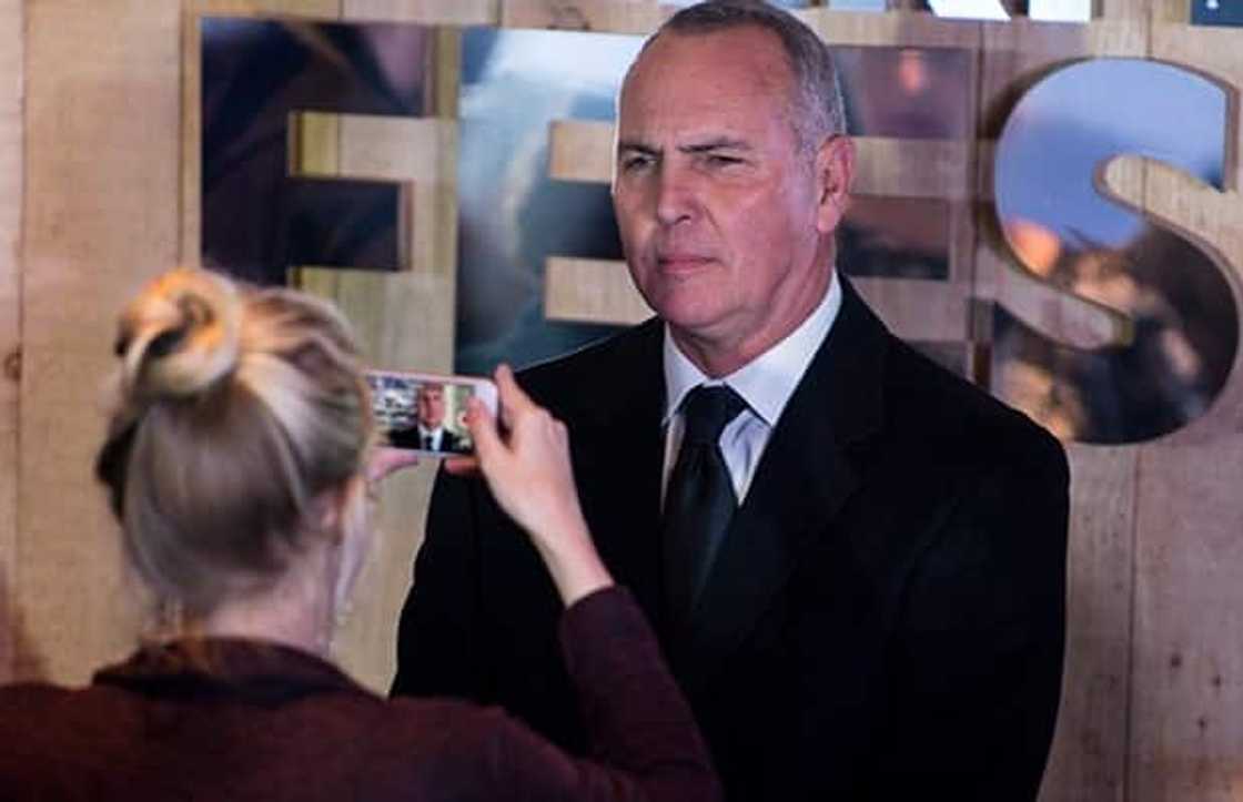 Arnold Vosloo Arnold Vosloo