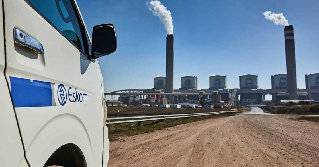 Cosatu, state of emergency, electricity crisis, Eskom, electricity, privatisation Cosatu, state of emergency, electricity crisis, Eskom, electricity, privatisation