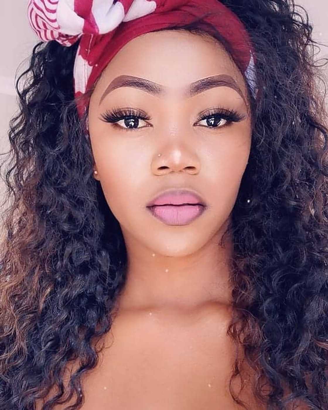 Queen Lolly Sgananda top facts Queen Lolly Sgananda top facts