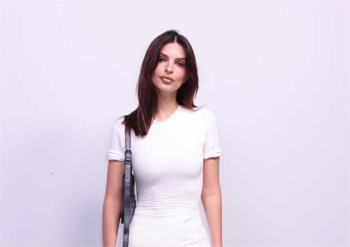 Emily Ratajkowski Emily Ratajkowski