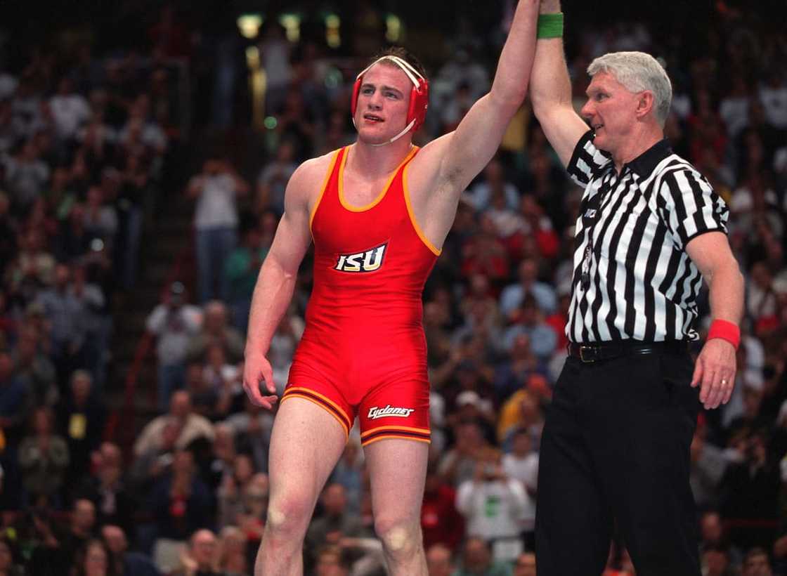 Cael Sanderson's salary Cael Sanderson's salary