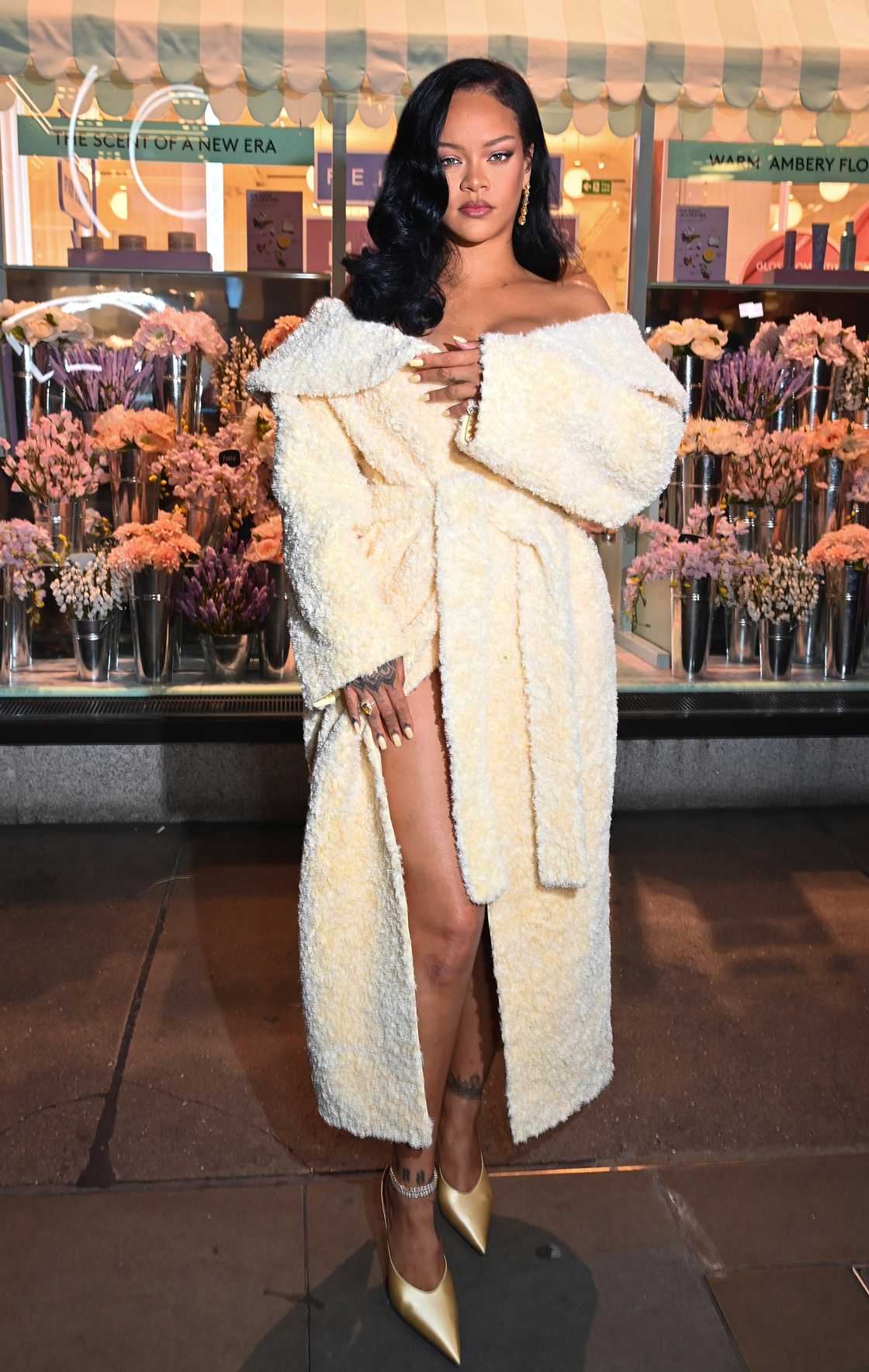 Netizens wished Rihanna a happy birthday Netizens wished Rihanna a happy birthday