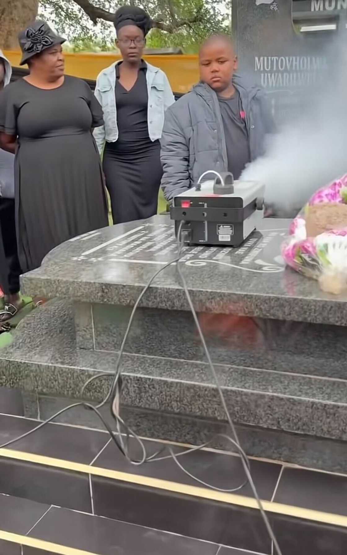 A smoke machine was used during a funeral, leaving South Africans confused.