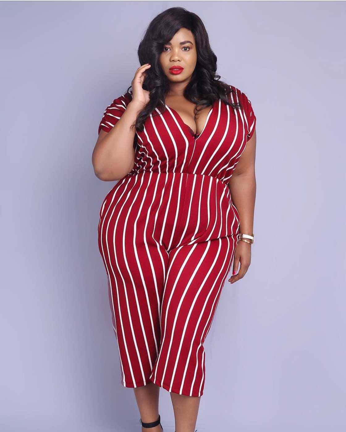 curvy black women curvy black women