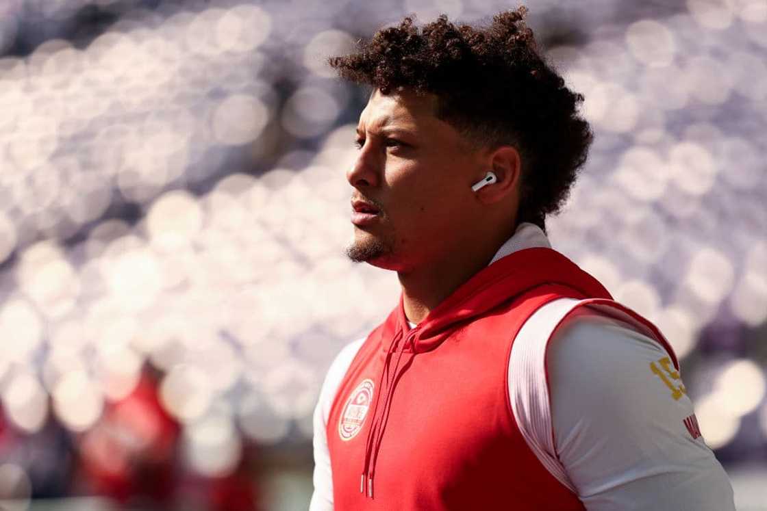 Do Patrick Mahomes and Mia have the same dad?