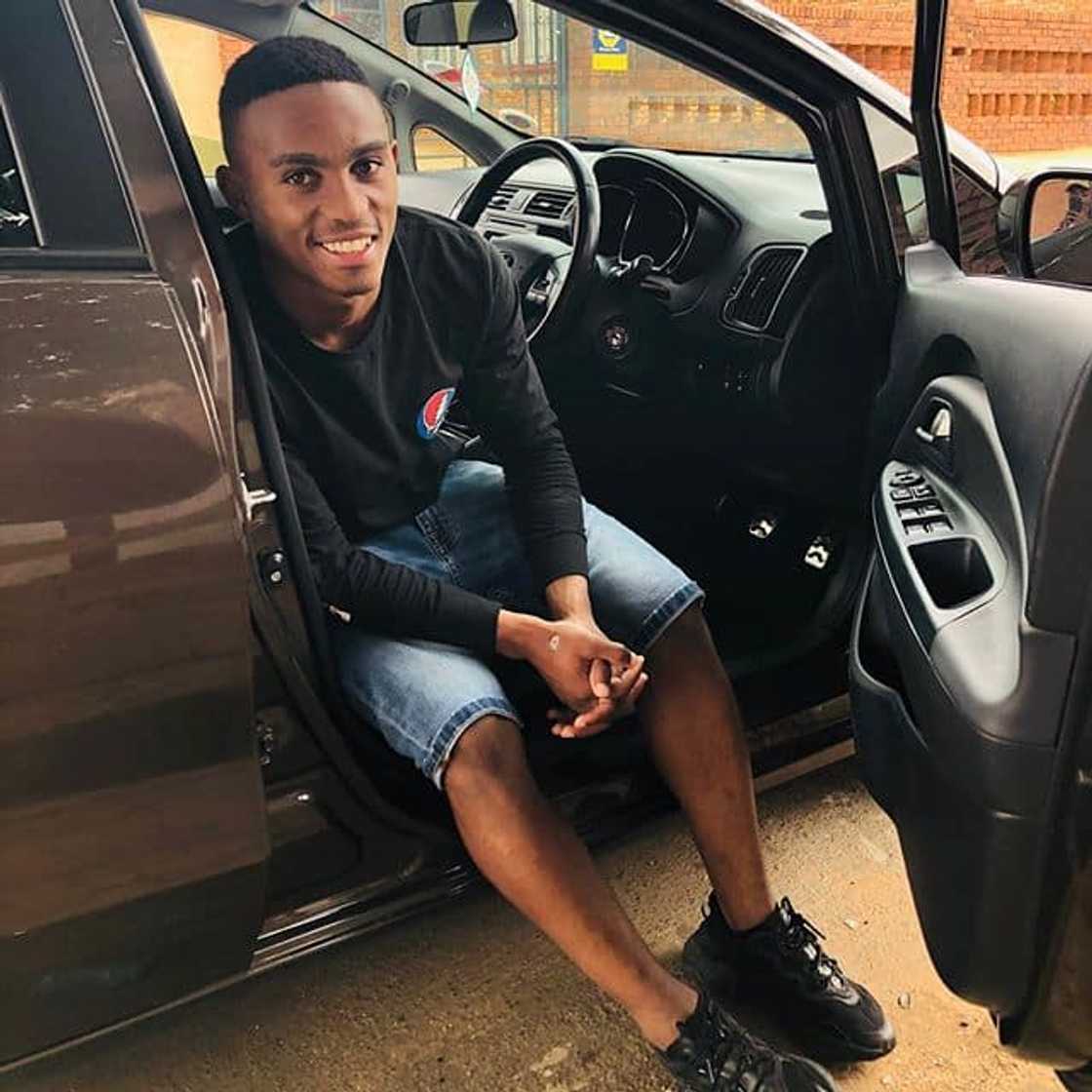 njabulo blom salary per month njabulo blom salary per month