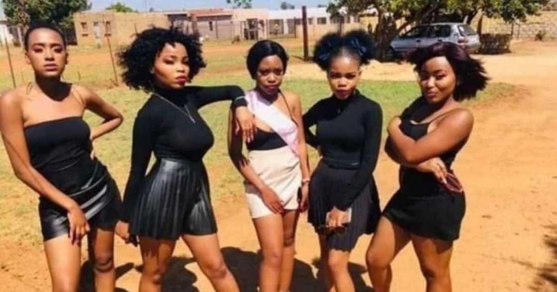 The #JohnVuliGate, girls, viral, open up The #JohnVuliGate, girls, viral, open up