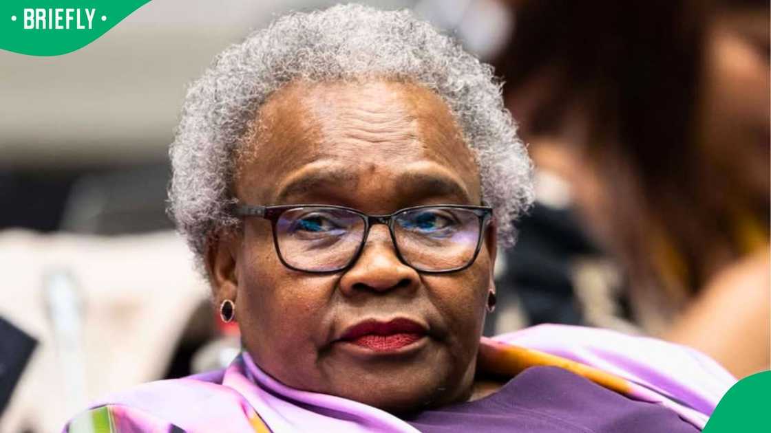 Sisisi Tolashe refuses to resign