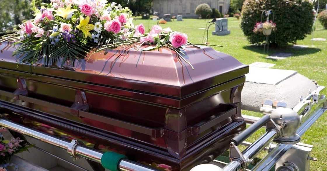 Buying corpses, faking accident claims, more than R500m scammed from insurers says reports Buying corpses, faking accident claims, more than R500m scammed from insurers says reports