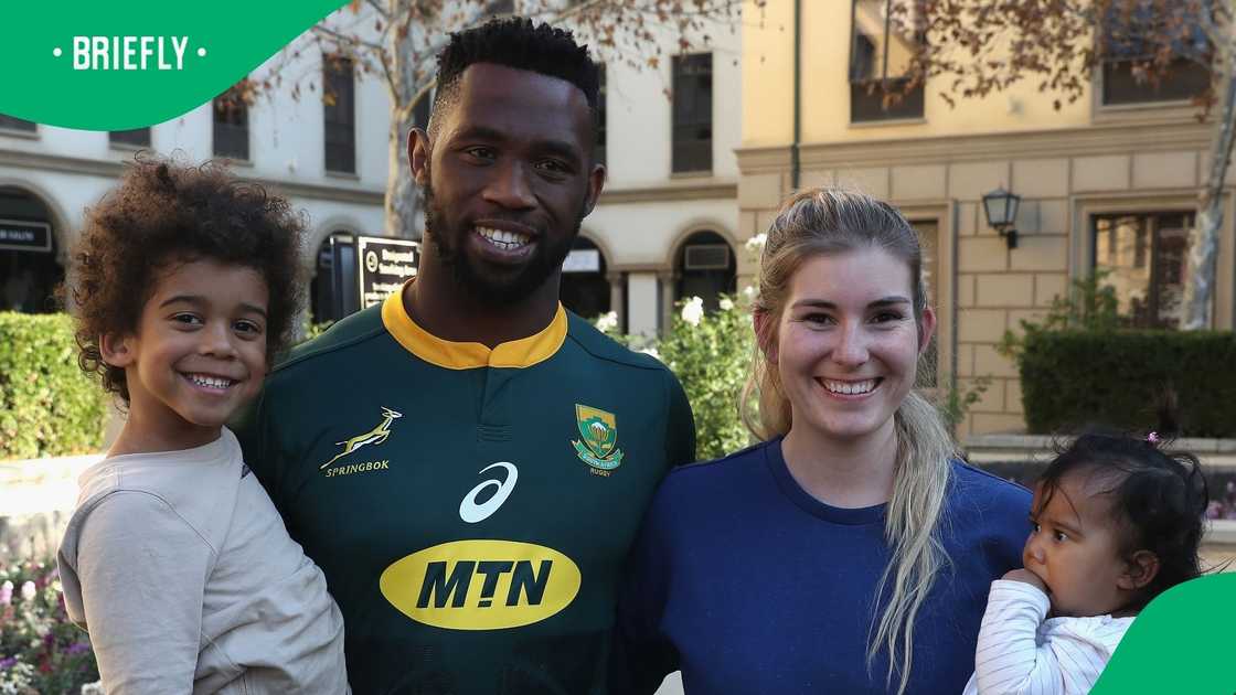 The clip of Siya Kolisi has already drawn close to 600,000 views and over 70,000 likes. The clip of Siya Kolisi has already drawn close to 600,000 views and over 70,000 likes.