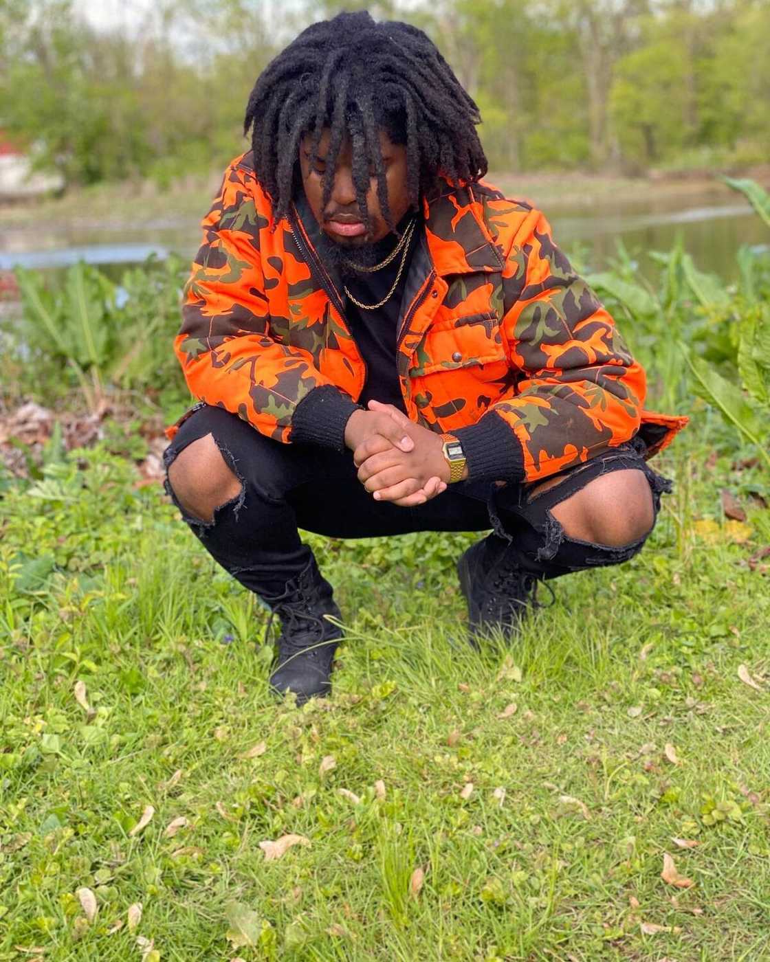 How do you style dreads for men? How do you style dreads for men?