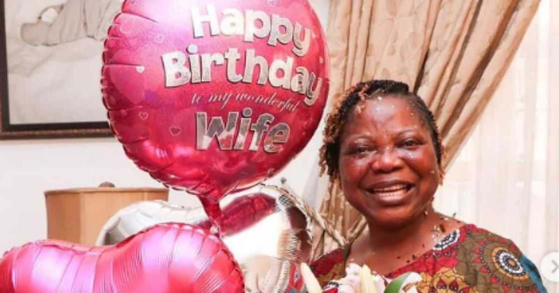 Many people said it is always good to marry well. Many people said it is always good to marry well.