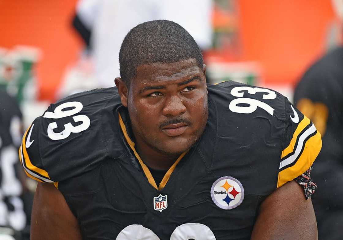 Top 15 heaviest NFL players of all time: Who is the heaviest? Top 15 heaviest NFL players of all time: Who is the heaviest?