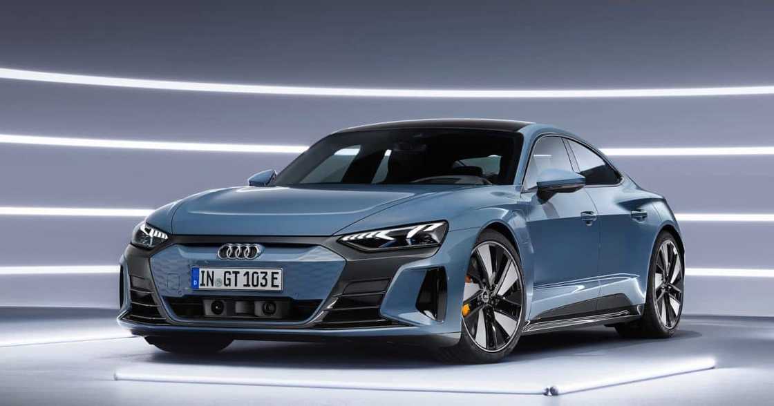 e-tron gt e-tron gt