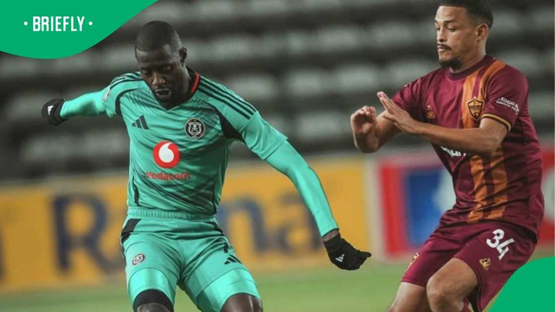 Orlando Pirates and Stellenbosch FC played out a goalless draw in the Premier Soccer League on Tuesday night. Orlando Pirates and Stellenbosch FC played out a goalless draw in the Premier Soccer League on Tuesday night.