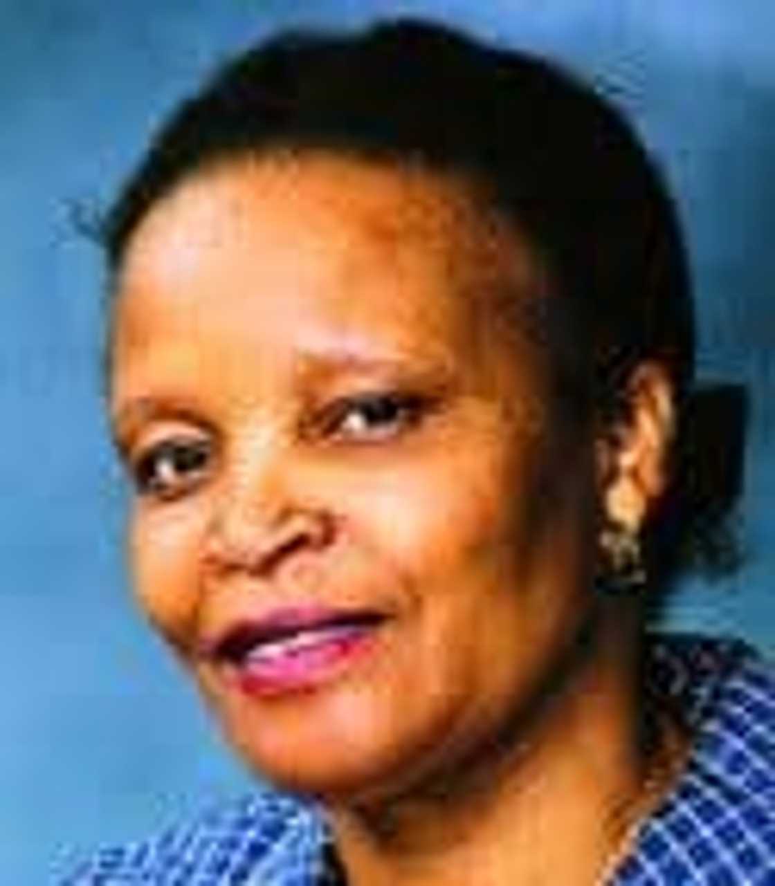 Is Tshepo Motsepe a doctor? Is Tshepo Motsepe a doctor?