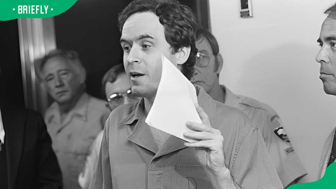 Theodore Bundy in court Theodore Bundy in court