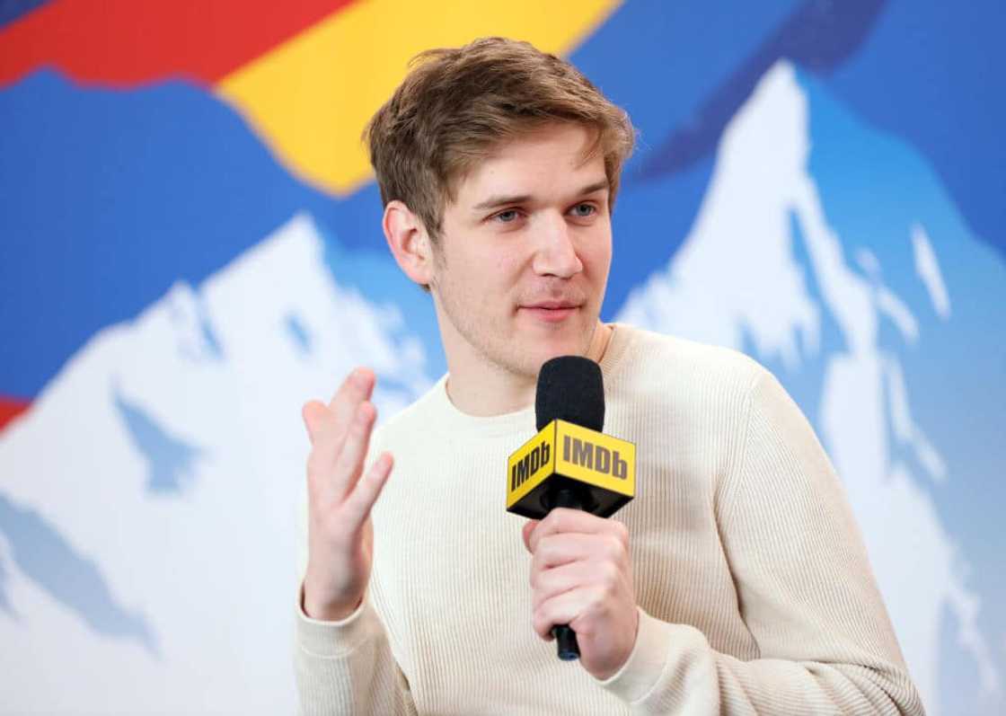 Bo Burnham's channel Bo Burnham's channel