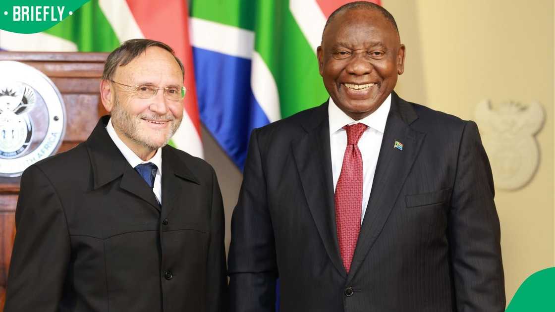 Deputy Minister Jack Bloom and President Cyril Ramaphosa Deputy Minister Jack Bloom and President Cyril Ramaphosa