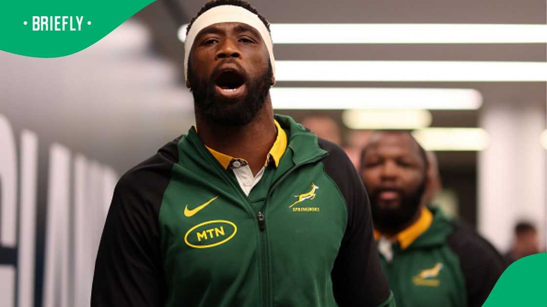 Siya Kolisi shares his prediction ahead of the Nedbank Cup final between Kaizer Chiefs and Orlando Pirates. Siya Kolisi shares his prediction ahead of the Nedbank Cup final between Kaizer Chiefs and Orlando Pirates.