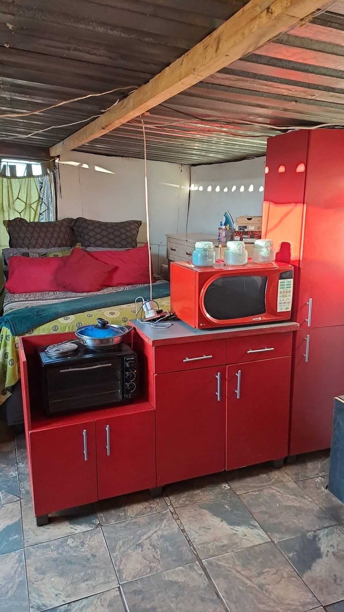 Woman shares photos of her kitchen and bedroom. Woman shares photos of her kitchen and bedroom.