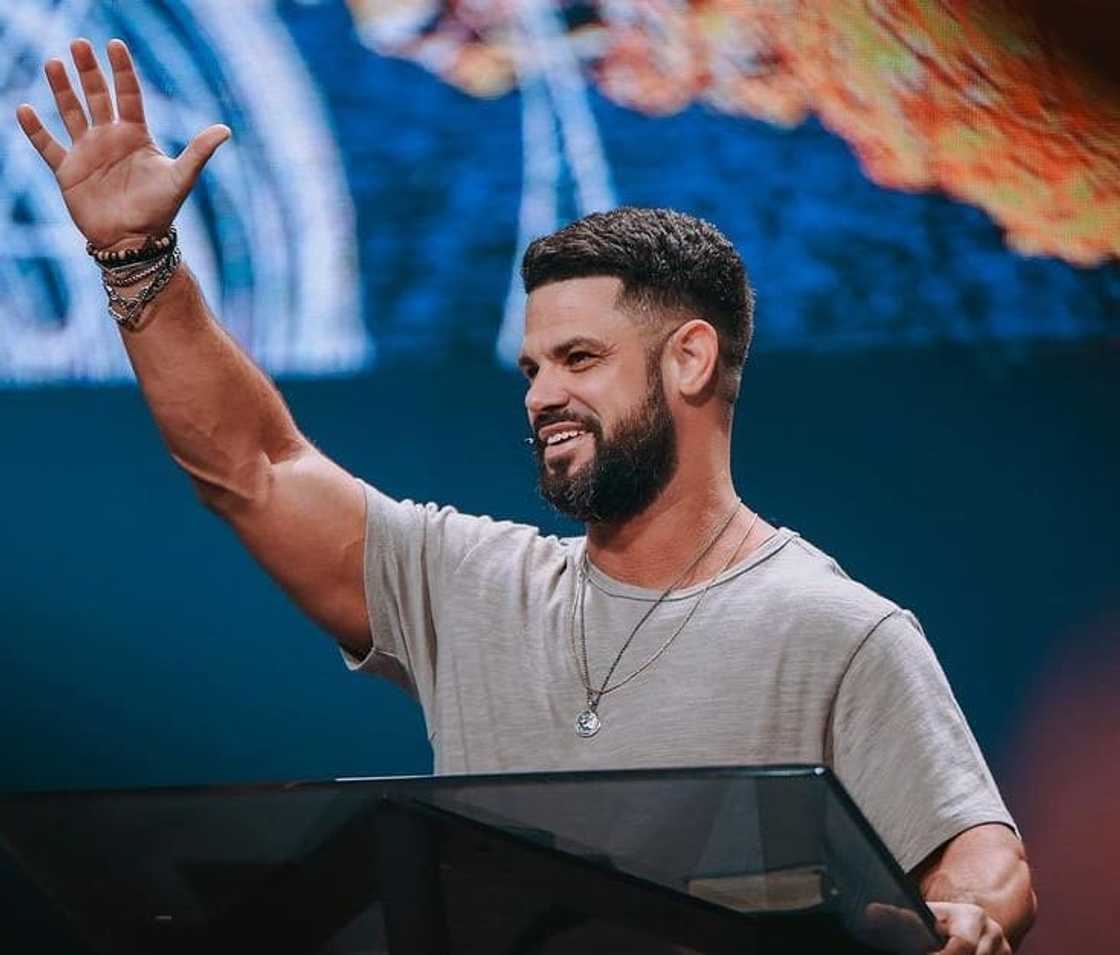 Steven Furtick's net worth Steven Furtick's net worth