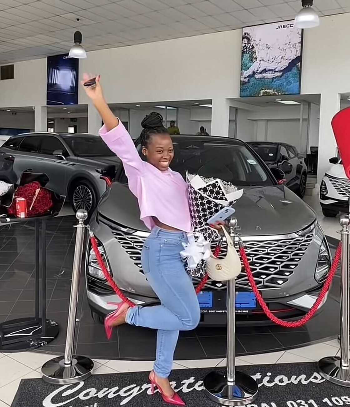 A young lady showed off how she bought her brand-new R329k car in a TikTok video. A young lady showed off how she bought her brand-new R329k car in a TikTok video.