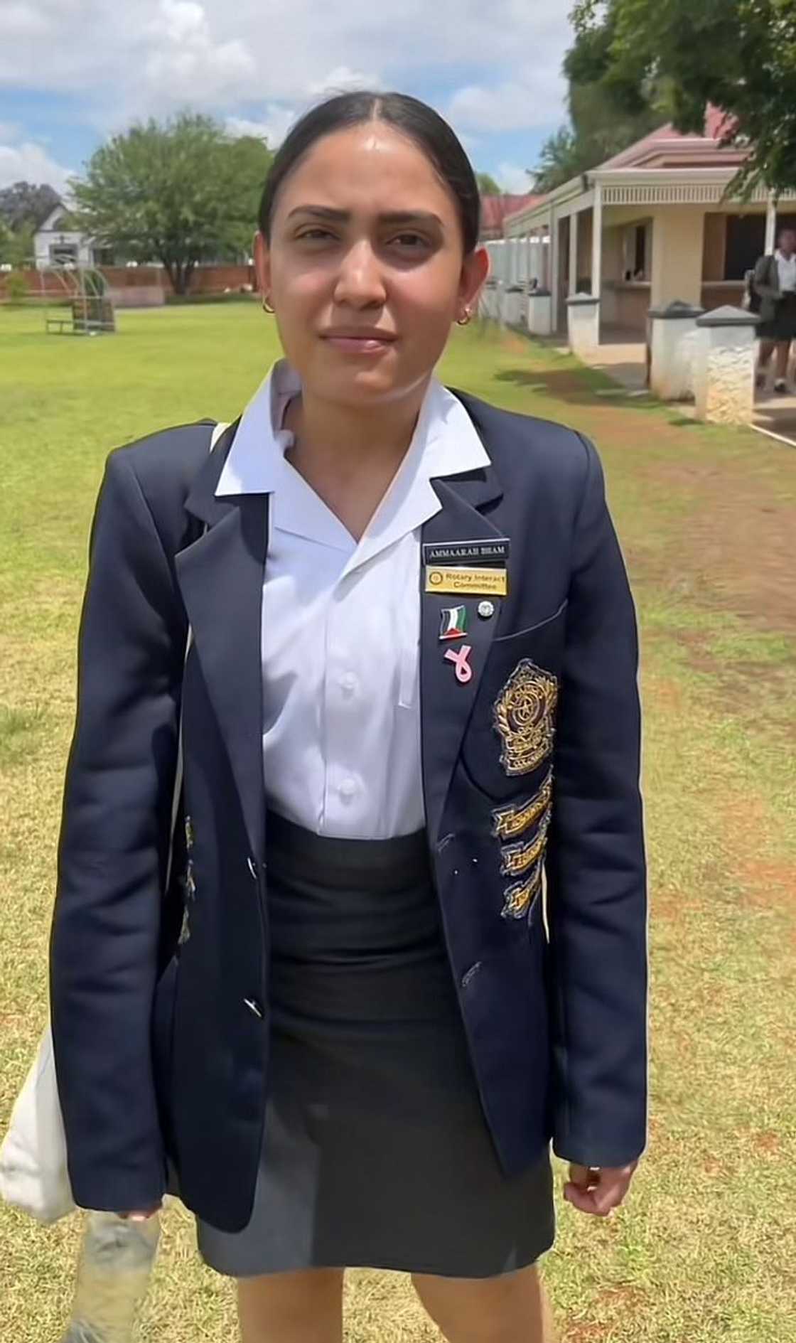 A group of pupils shared their feedback and gave ratings for their Physics Paper 1.