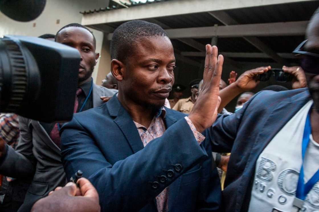Shepherd Bushiri roasted Mbuyiseni Ndlozi Shepherd Bushiri roasted Mbuyiseni Ndlozi
