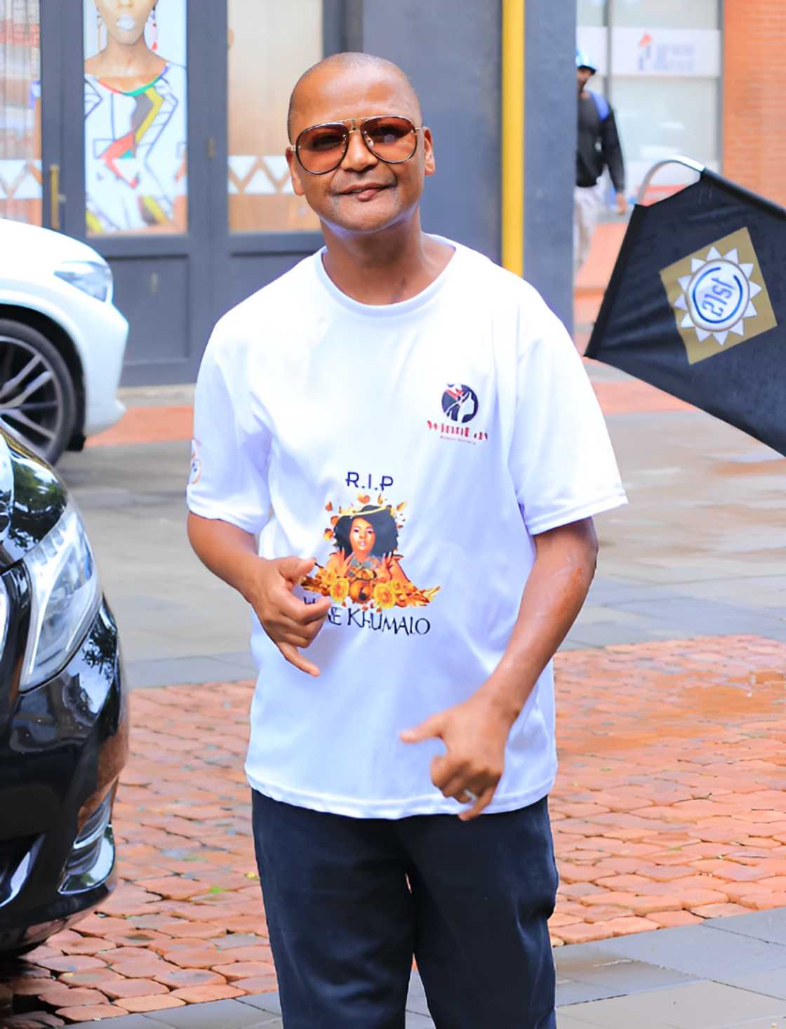 Jakarumba will celebrate his 59th birthday at Disoufeng Pub Jakarumba will celebrate his 59th birthday at Disoufeng Pub