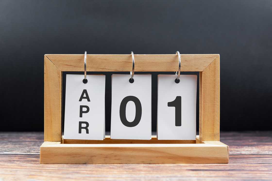 A desk calendar shows 1 April. A desk calendar shows 1 April.