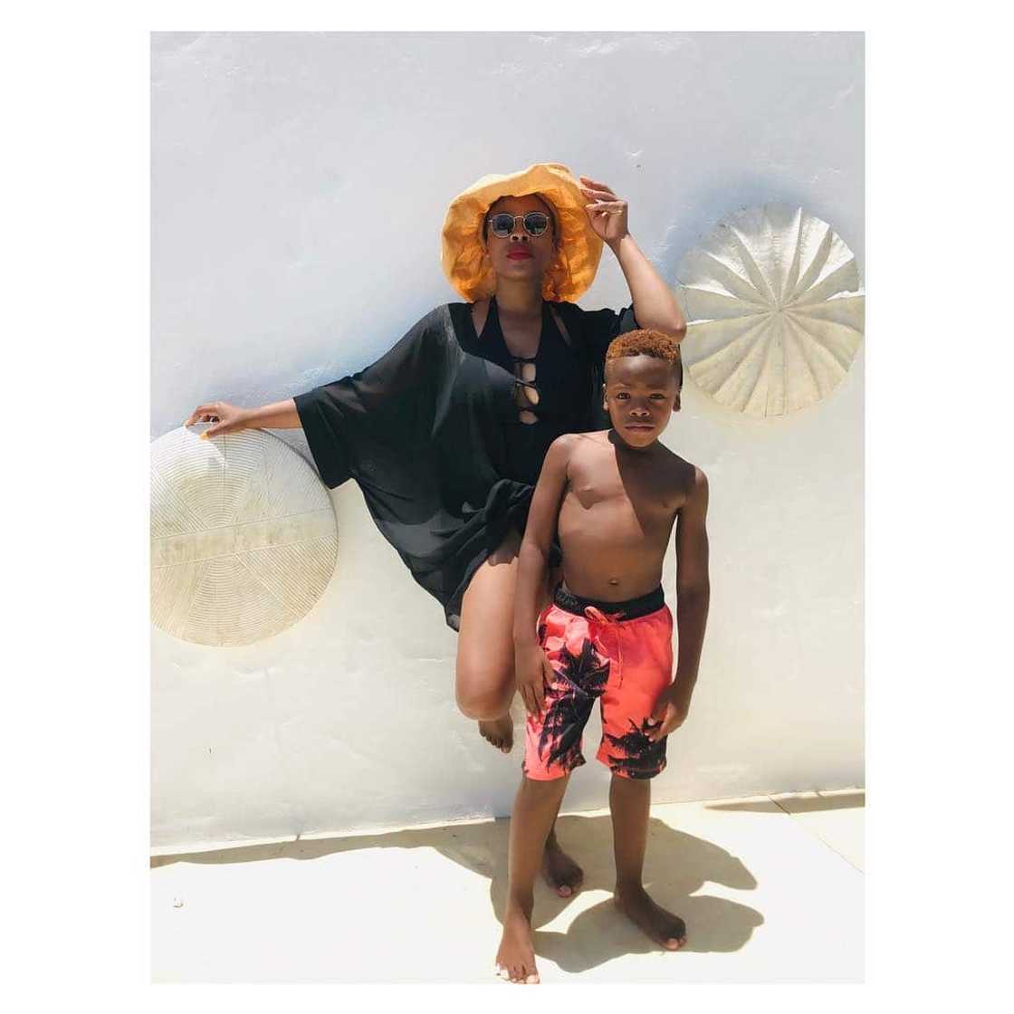 Thuli Thabethe biography: age, children, baby daddy, Yvonne Chaka Chaka, TV shows, nominations, awards and Instagram Thuli Thabethe biography: age, children, baby daddy, Yvonne Chaka Chaka, TV shows, nominations, awards and Instagram