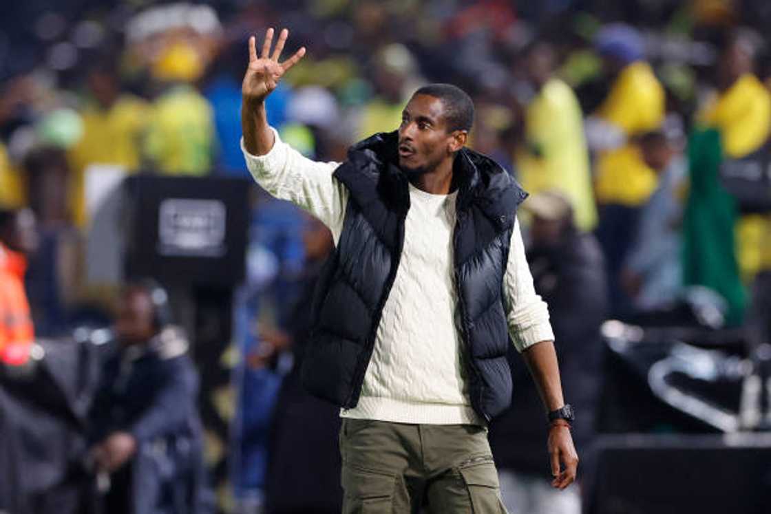 Assistant coach Sinethemba Badela revealed that the players dedicated the victory to Rulani Mokwena, who was absent due to a family tragedy Assistant coach Sinethemba Badela revealed that the players dedicated the victory to Rulani Mokwena, who was absent due to a family tragedy